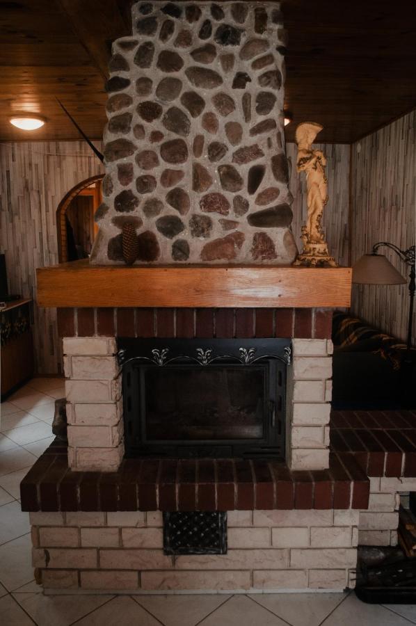 Villa Ptasi Spiew Futoma Esterno foto