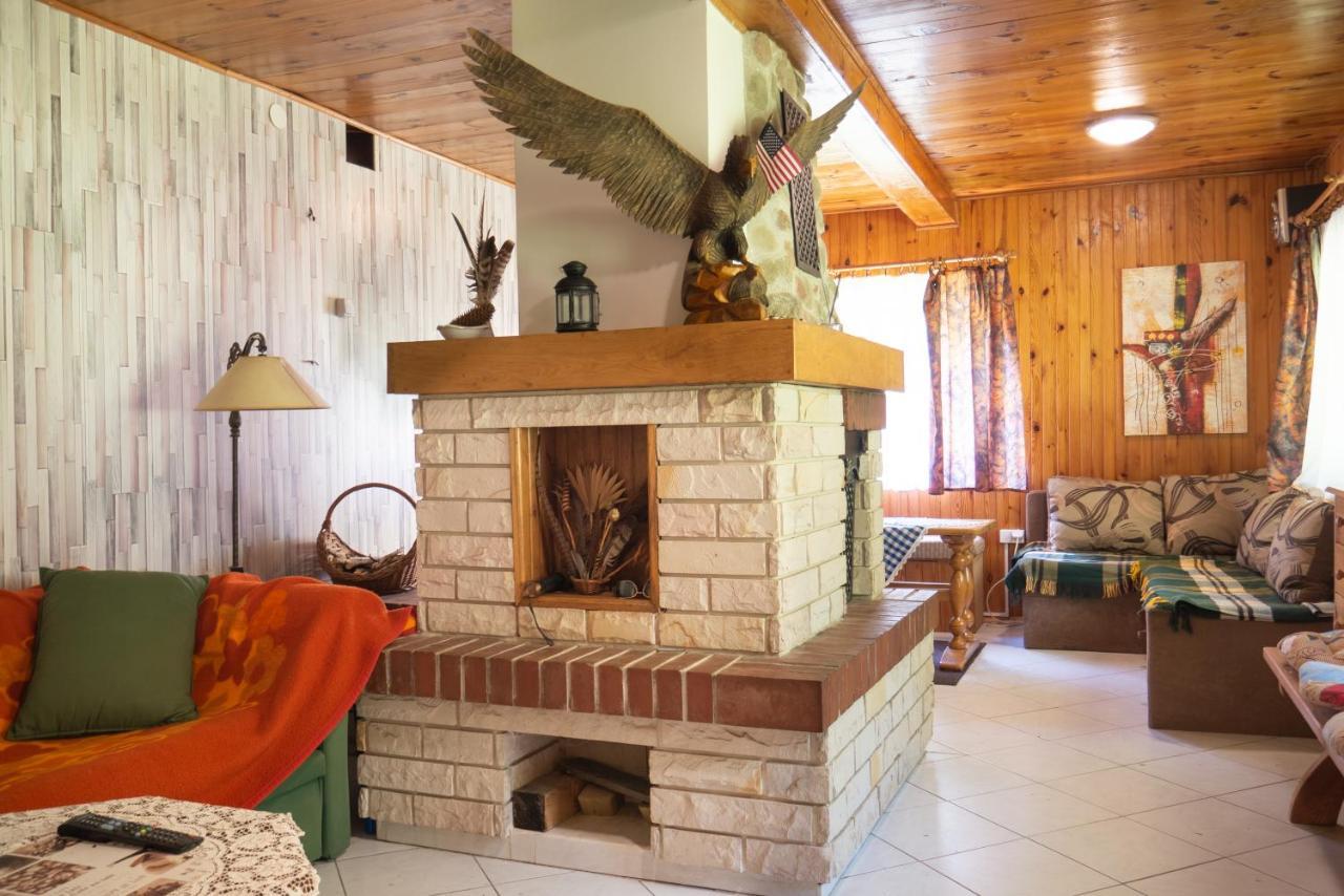 Villa Ptasi Spiew Futoma Esterno foto